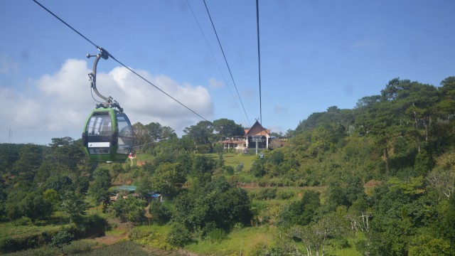 A cable car system linking An Thoi Town and Hon Thom Isle on Phu Quoc Island will be built. (Photo: KK)